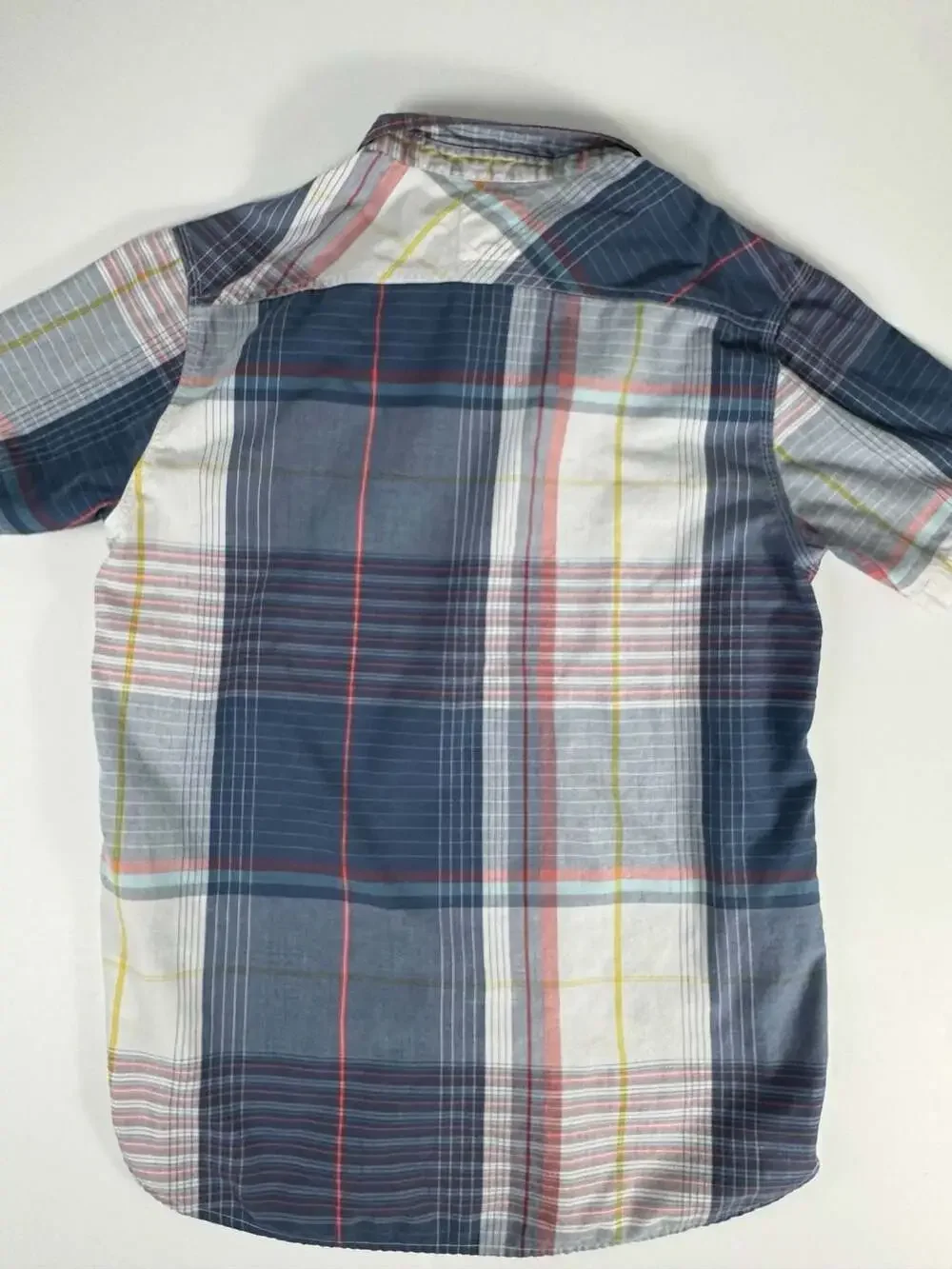 Levi's Men's Short Sleeve Plaid Button-Down Shirt, Size Small
